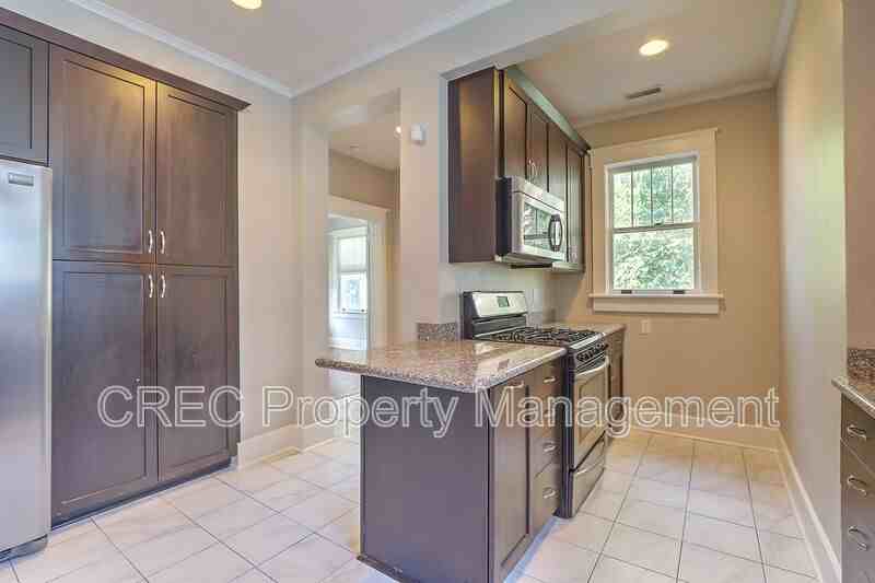 831 Rutledge Ave - Photo 5 of 31