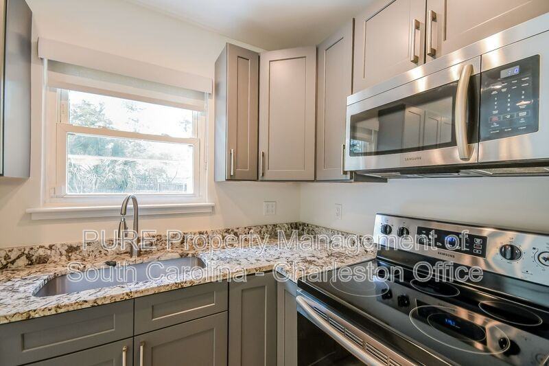 1239 Sunset Dr - Photo 3 of 21