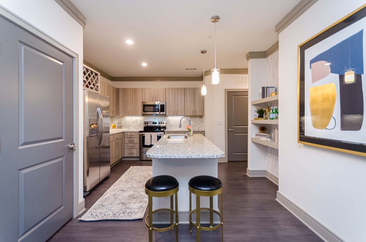 Camden Alpharetta - Photo 2 of 32