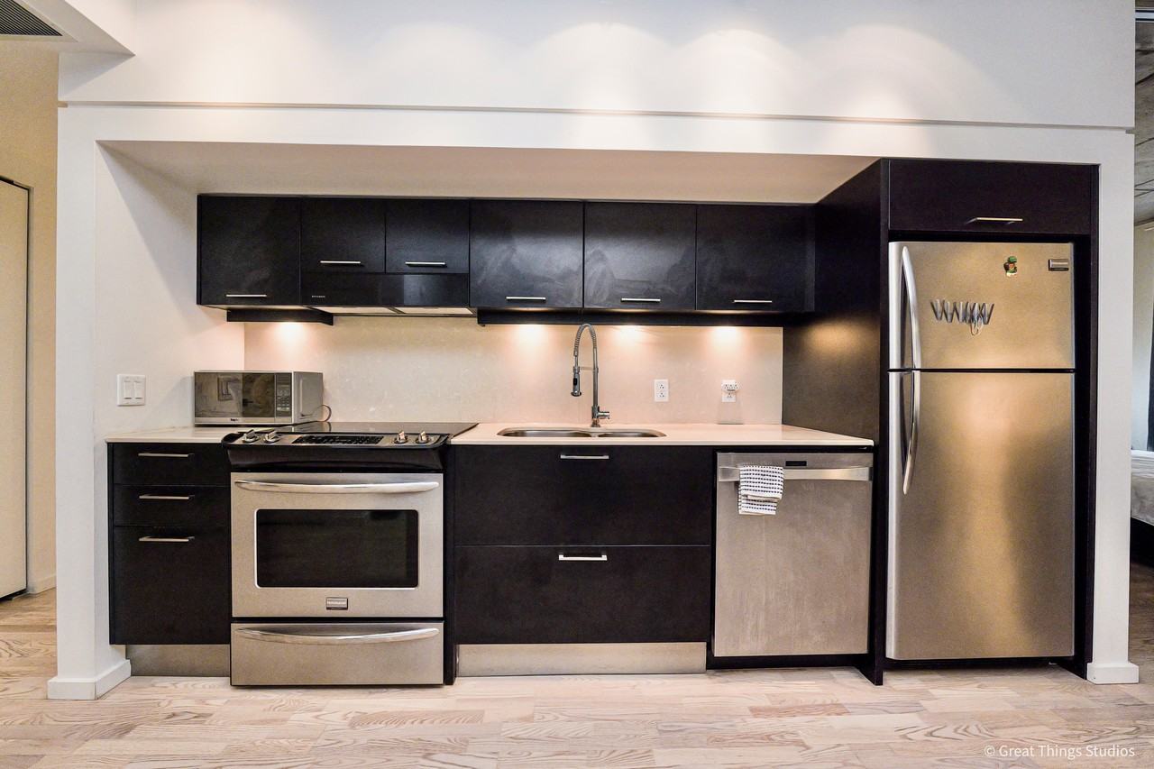 350 Boulevard De Maisonneuve Ouest #1408 - Photo 5 of 17