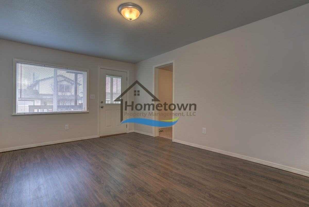 1317 E Gilbert Ave - Photo 6 of 18