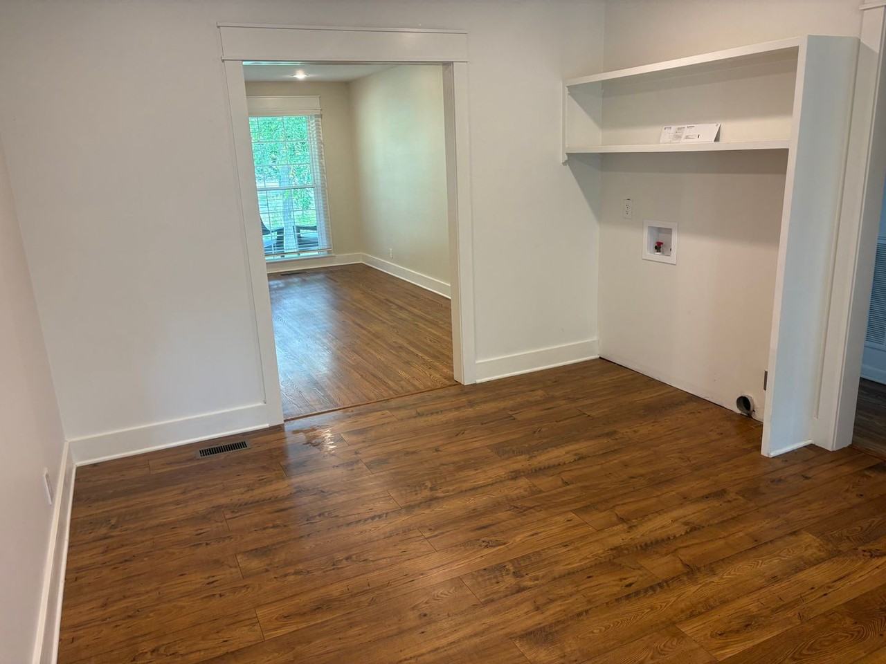 51 Brookwood Ter - Photo 4 of 12