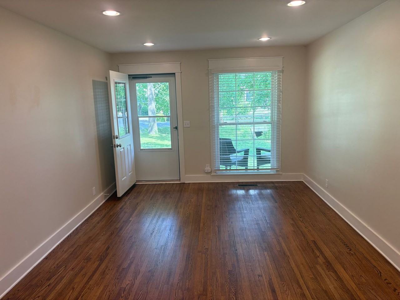 51 Brookwood Ter - Photo 2 of 12