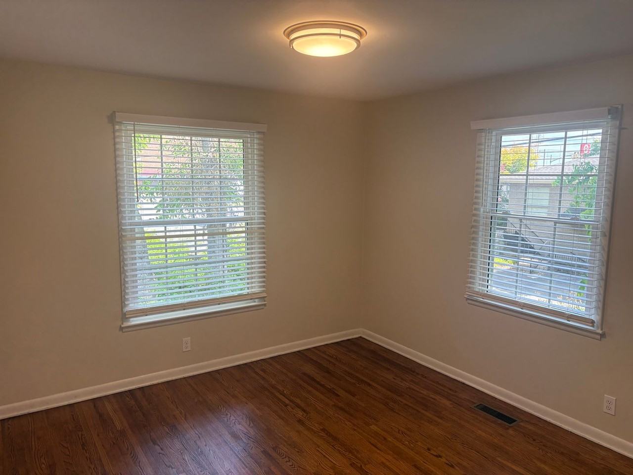 51 Brookwood Ter - Photo 6 of 12
