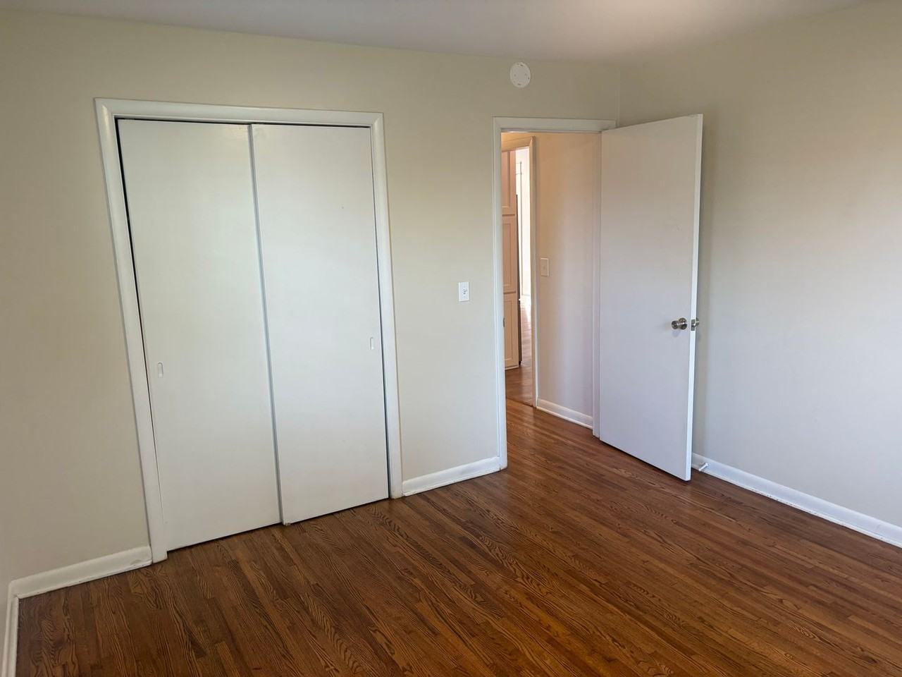 51 Brookwood Ter - Photo 7 of 12