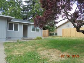 221-23 NE Oregon St - Photo 1 of 1