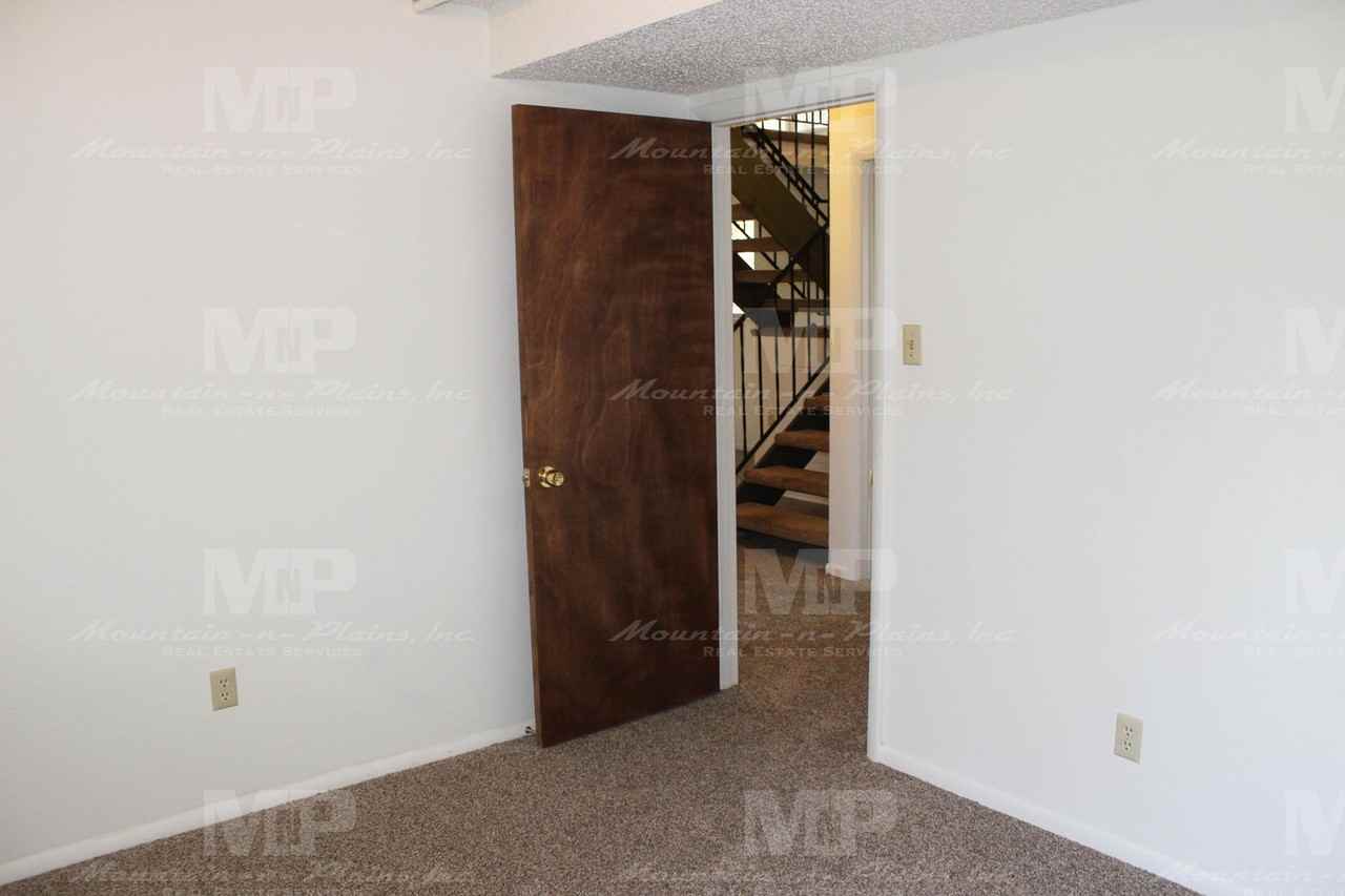 1205 Fuqua Dr - Photo 7 of 18