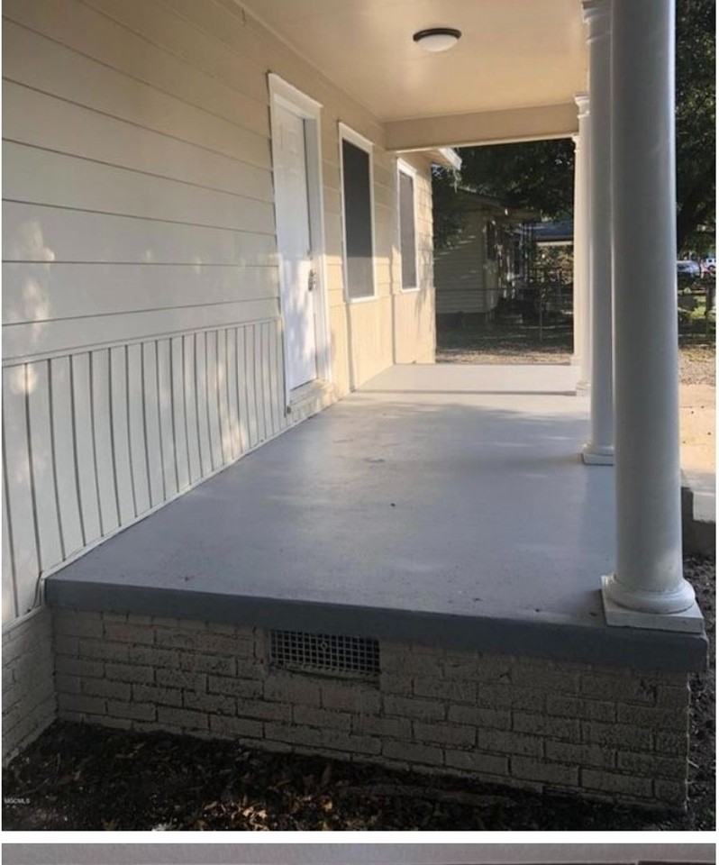 330 Belvedere Dr - Photo 3 of 13