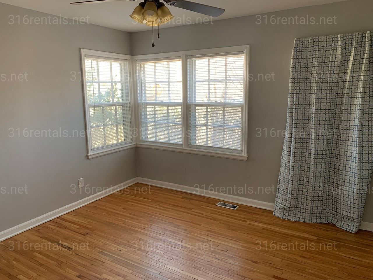 1059 N Terrace Dr - Photo 5 of 6