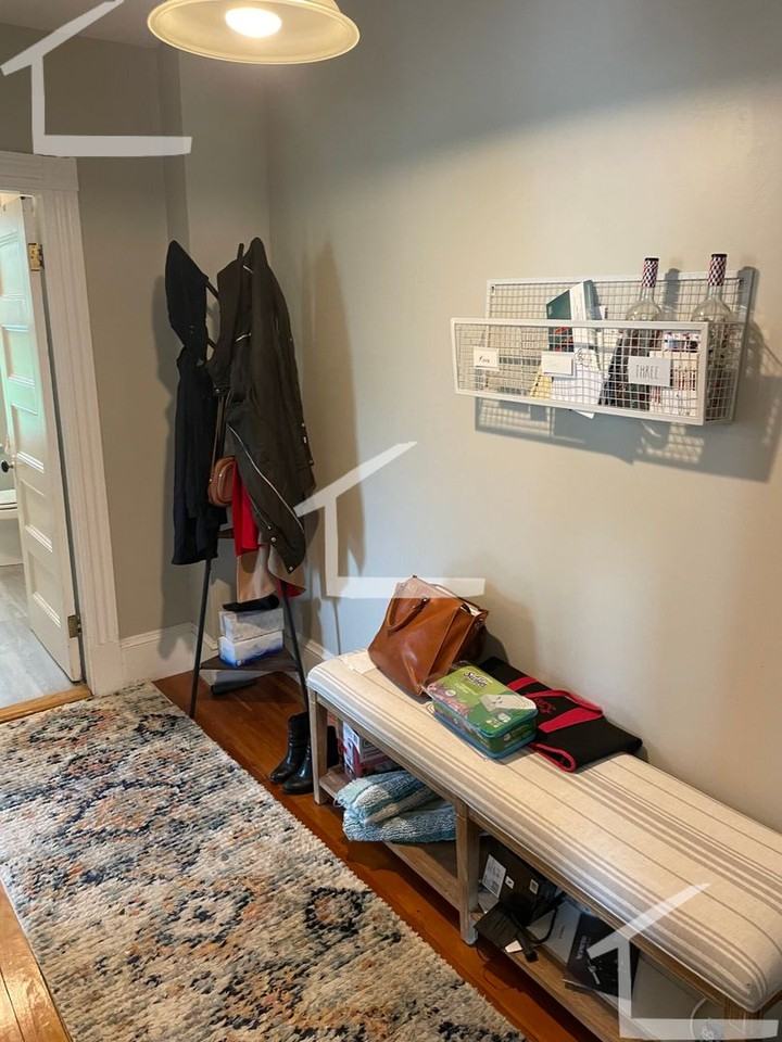 73 Bigelow St - Photo 7 of 7