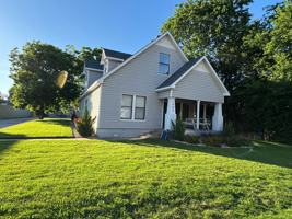 featured image of 1405 James Ave