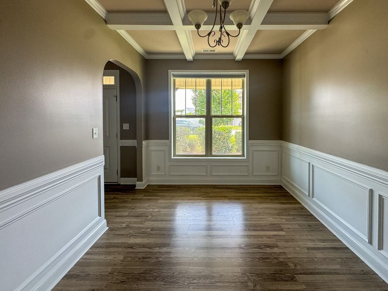 296 Sedgefield Dr - Photo 2 of 28