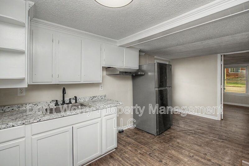 3504 Brevard St - Photo 3 of 13