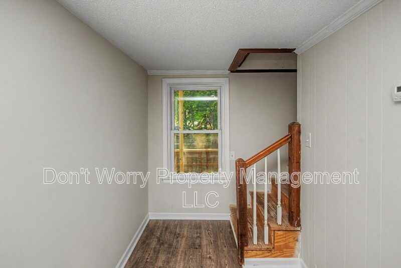 3504 Brevard St - Photo 5 of 13
