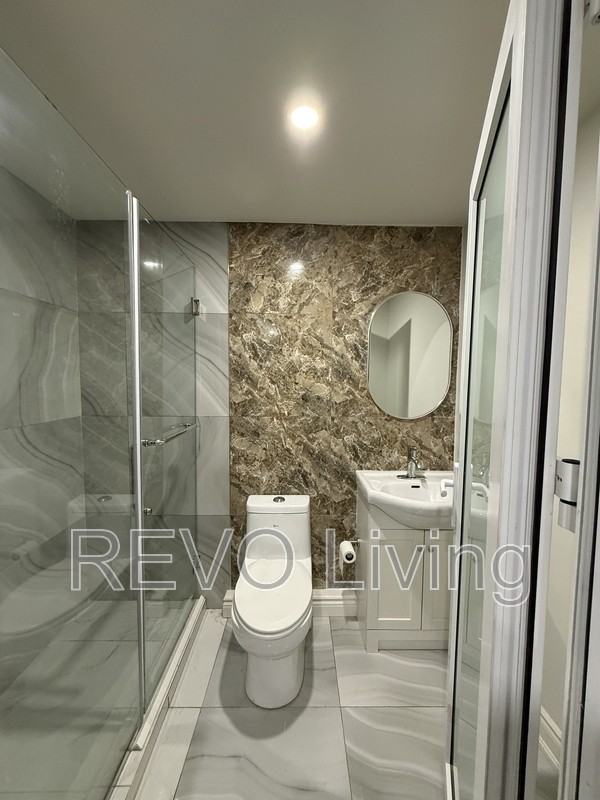 7800 Lundy'S Lane #204 - Photo 4 of 7