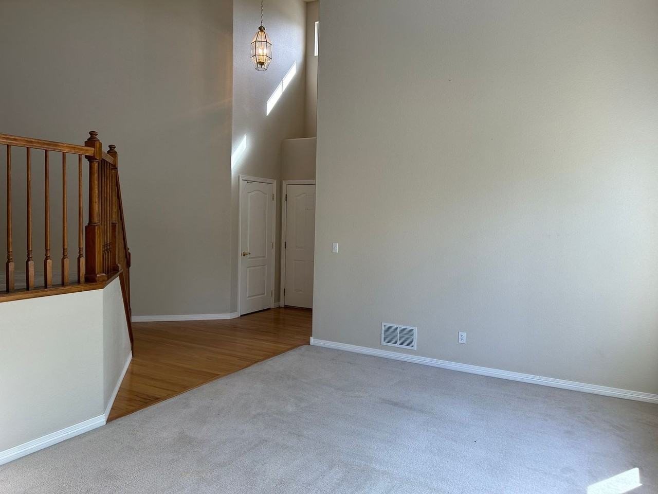 5406 Hunter Dr - Photo 3 of 23