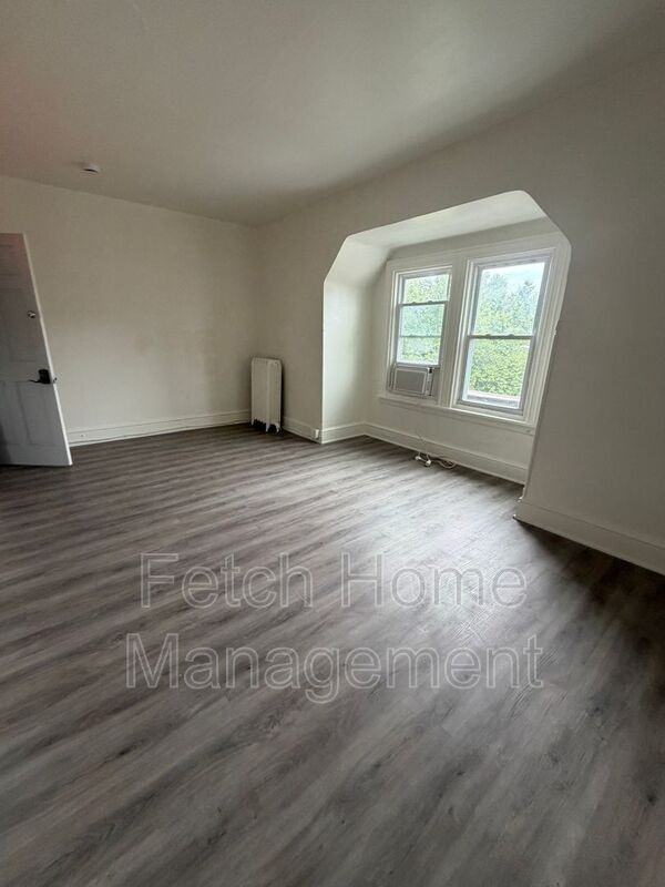 441 W Orange St #3B - Photo 5 of 7