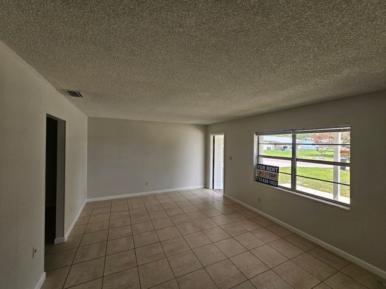 2031 Hugo Rd - Photo 5 of 11