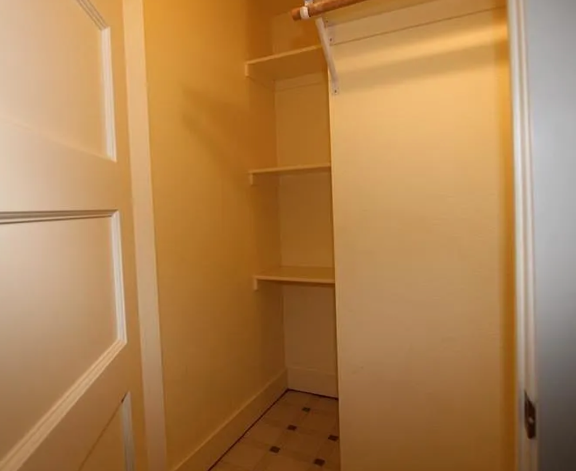 2777 Hamilton Ct - Photo 6 of 20