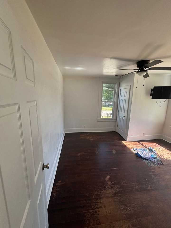 2159 N Main Ave - Photo 4 of 17