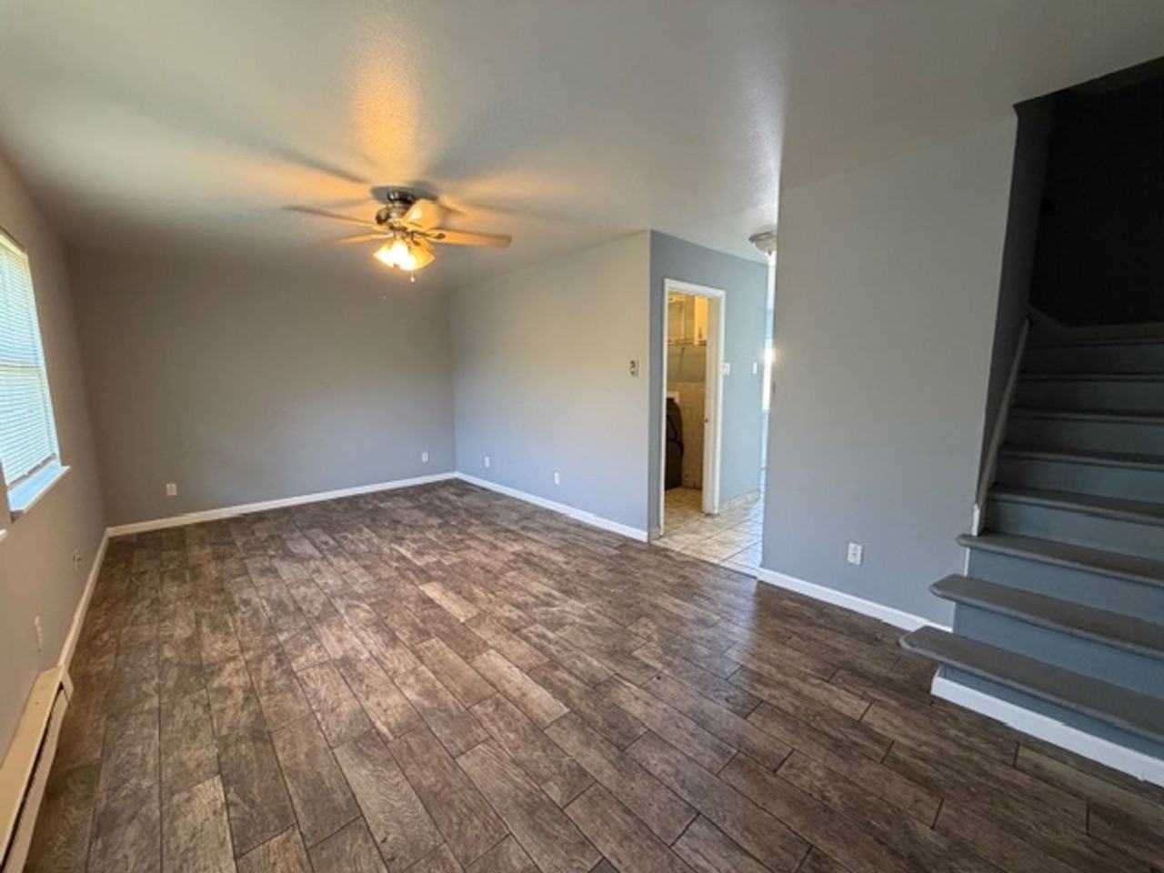 7244 Hazelcrest Dr - Photo 2 of 18