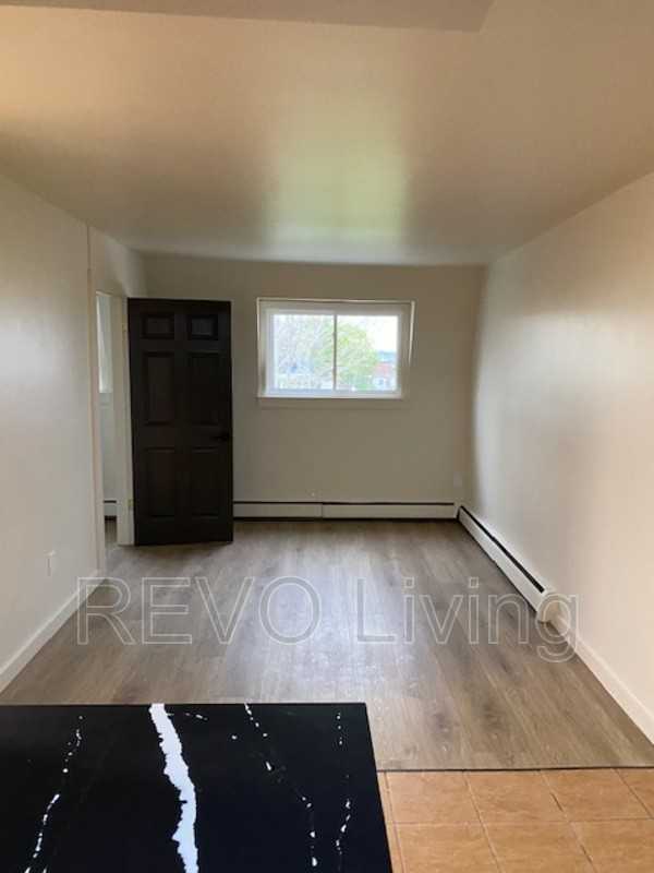 187 Church St #7 - Photo 2 of 12