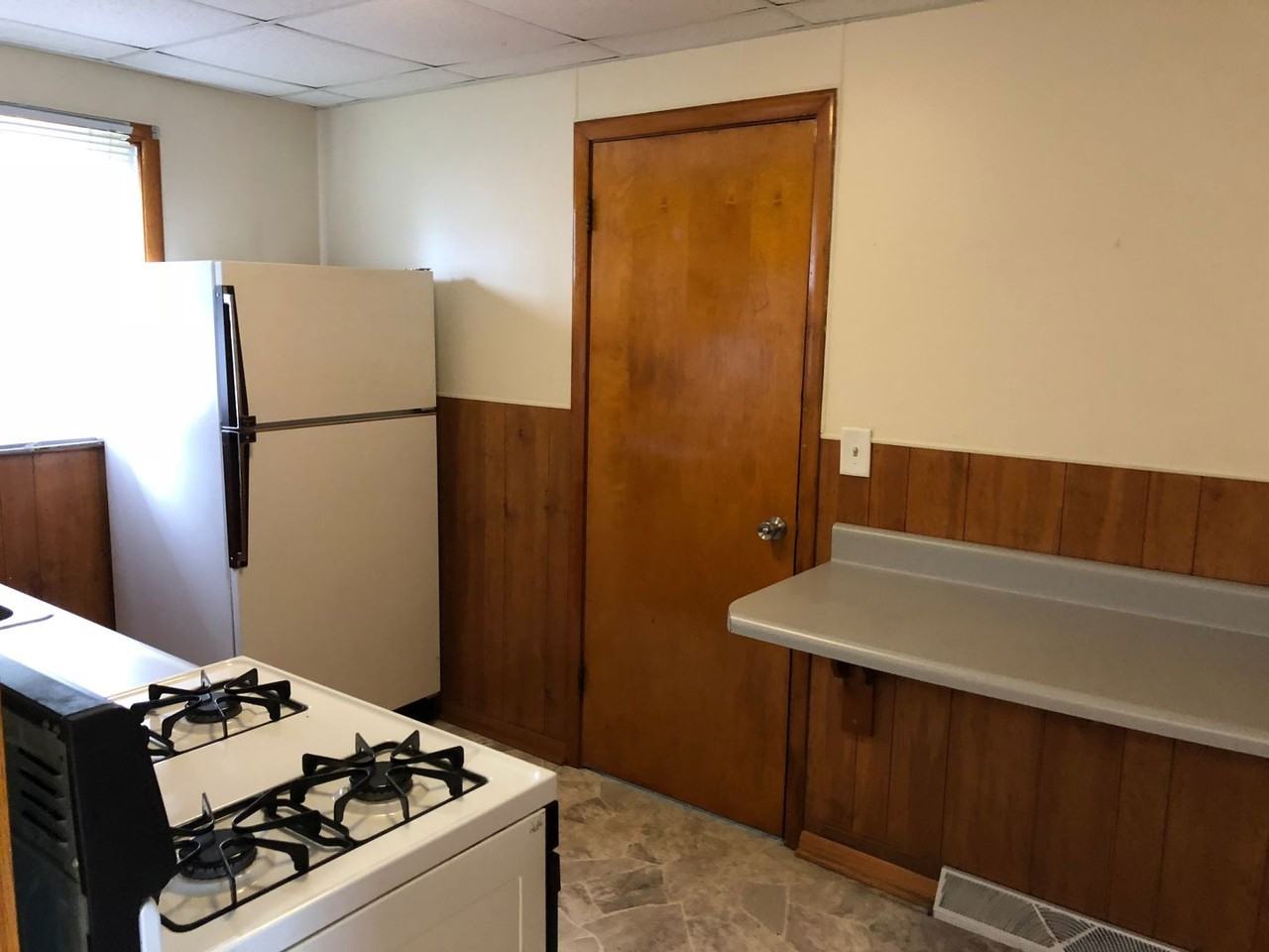 1522 39th Ave - Photo 4 of 7