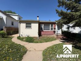 featured image of 633 N Menlo Ave