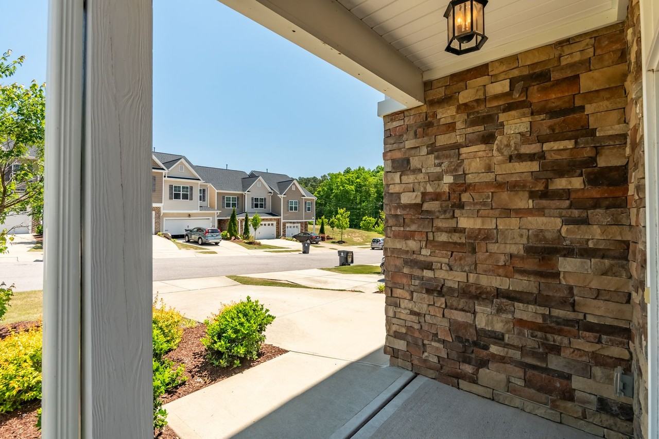 113 Zante Currant Rd - Photo 4 of 30