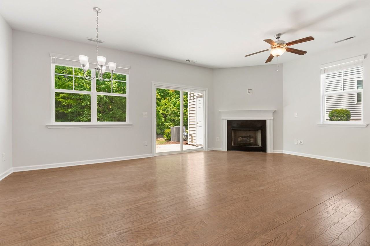 113 Zante Currant Rd - Photo 5 of 30