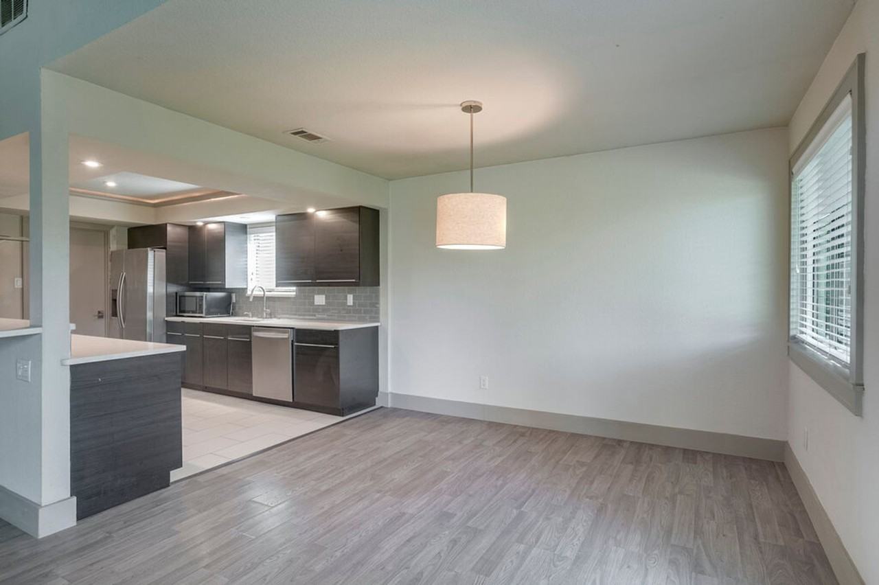 8304 Furness Dr - Photo 6 of 20