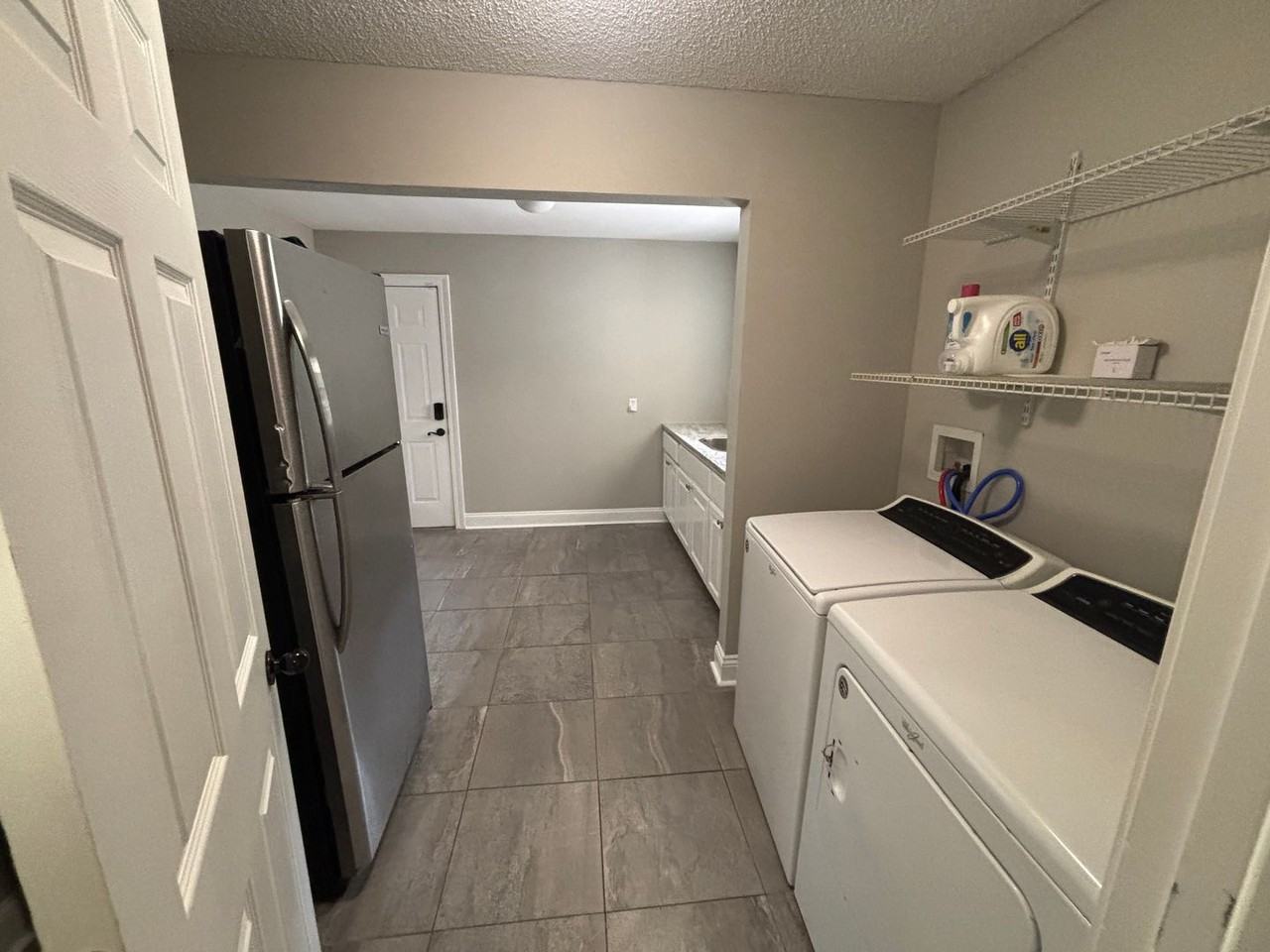 7321 Board Dr - Photo 5 of 15