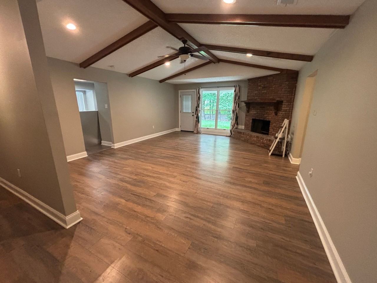 7321 Board Dr - Photo 7 of 15