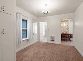 featured image of 313 5th St