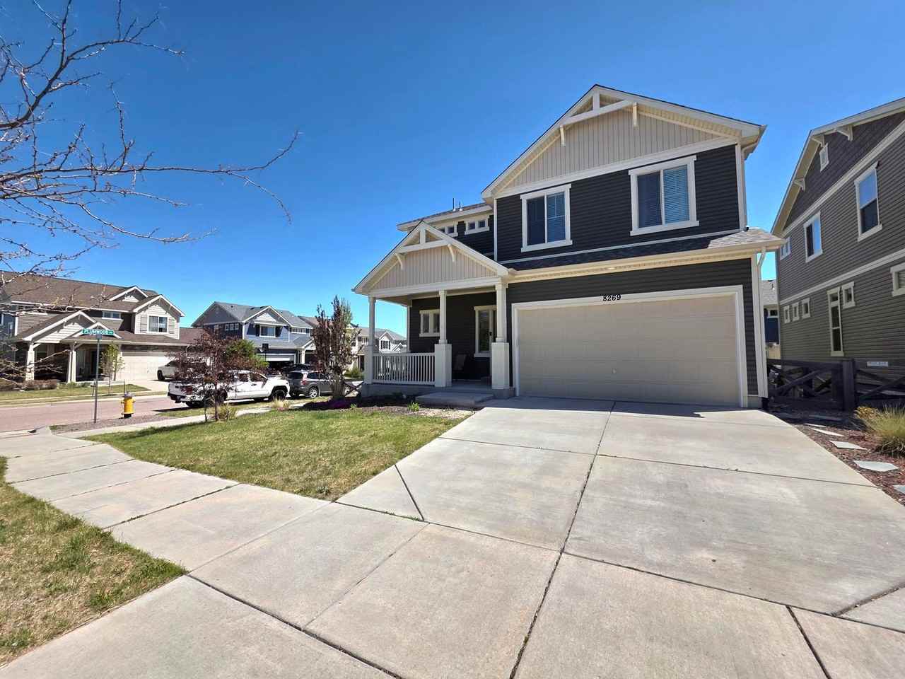 8269 Cypress Wood Dr - Photo 2 of 33