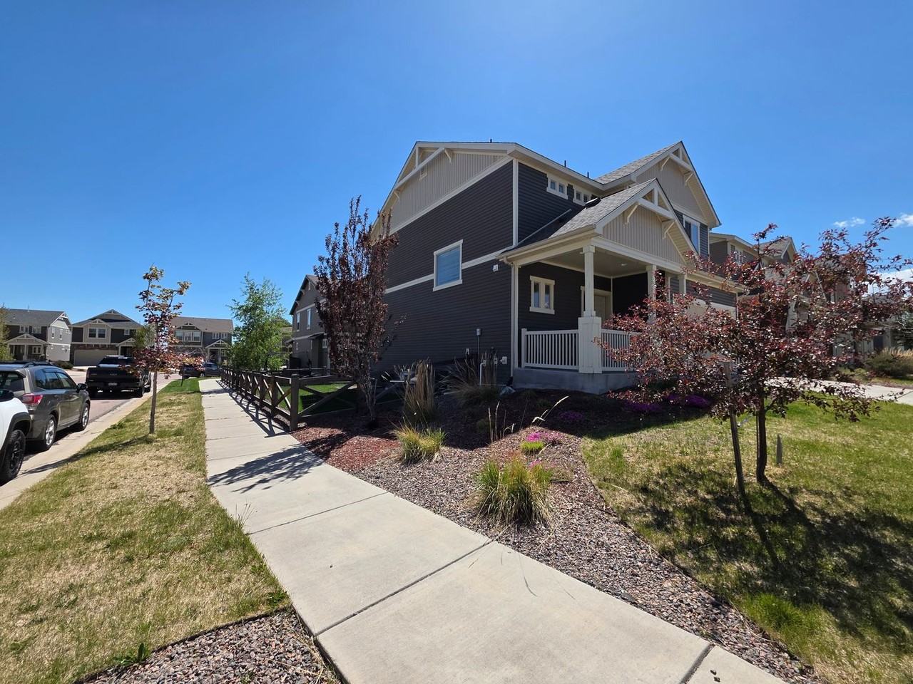 8269 Cypress Wood Dr - Photo 3 of 33