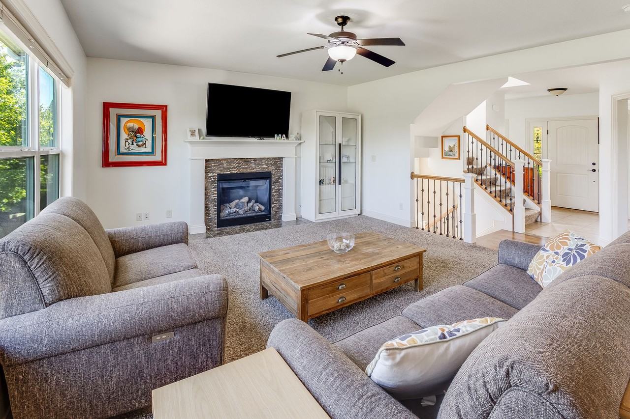 1208 White Oak Rd - Photo 5 of 50