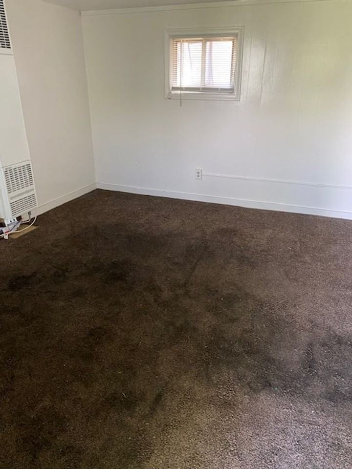 493 N Harrisville Rd - Photo 5 of 5