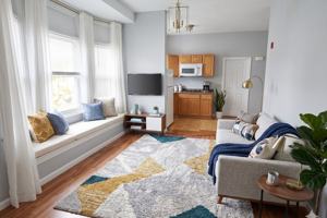 featured image of 940 S 49th St