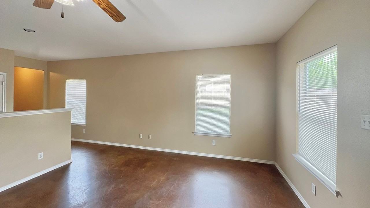 5607 Golf Mist - Photo 4 of 24