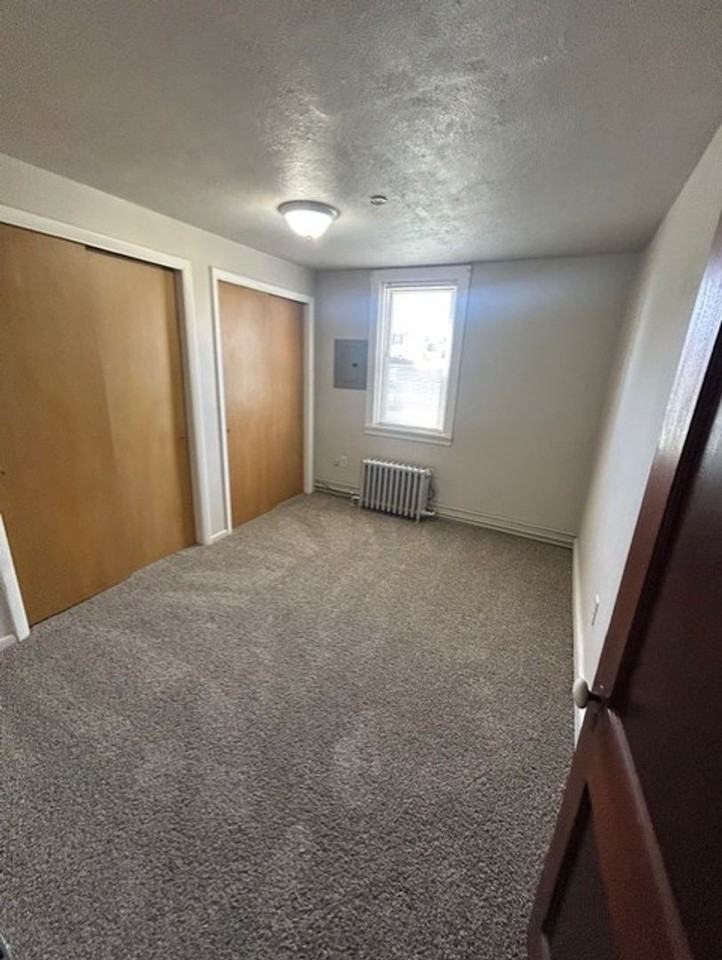 54 S 25th St - Photo 5 of 9