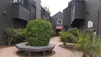 featured image of 1457 N Vulcan Ave