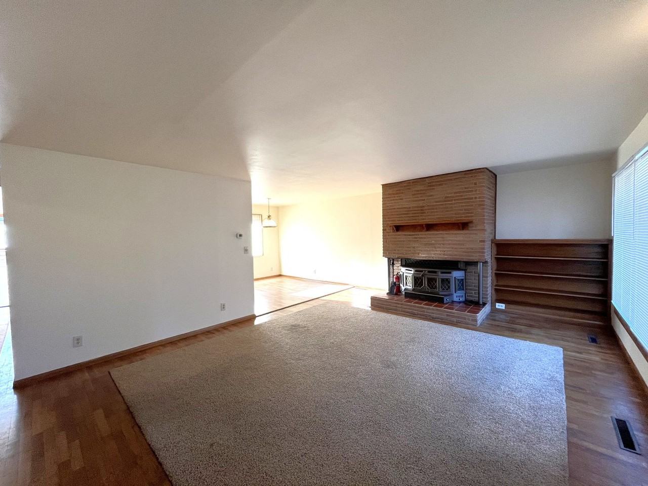 2310 Walnut St - Photo 2 of 31