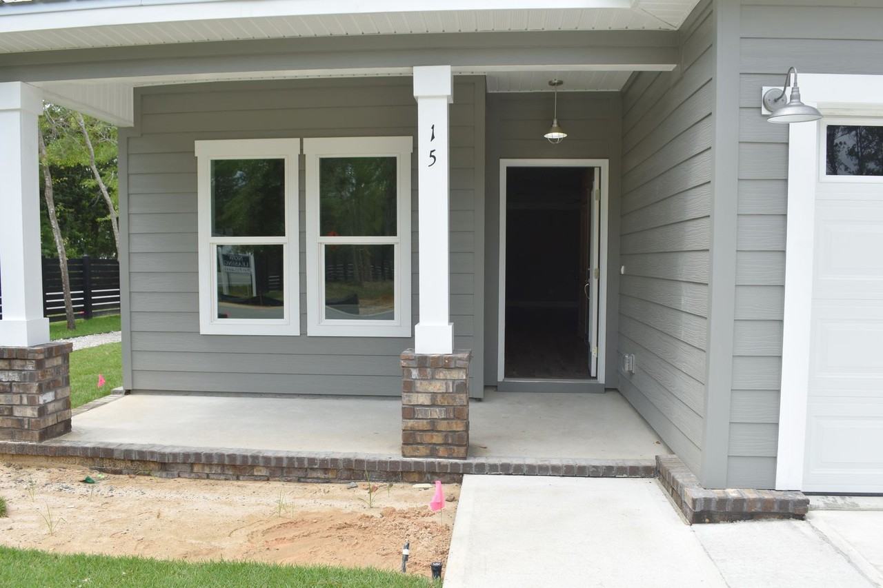 15 Oakfield Dr - Photo 2 of 26