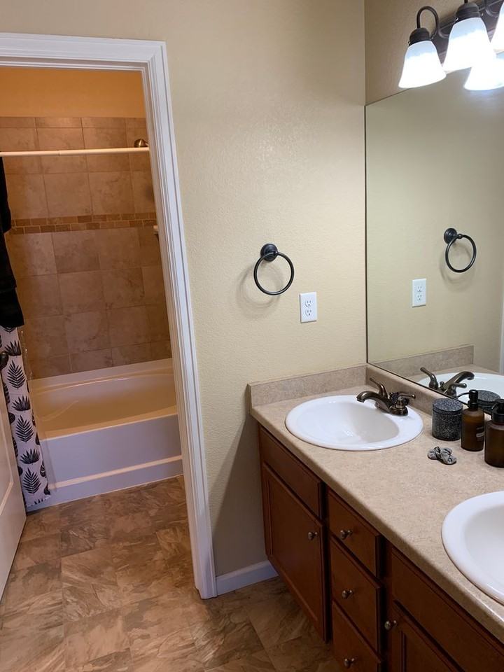4925 Hahns Peak Dr - Photo 5 of 11