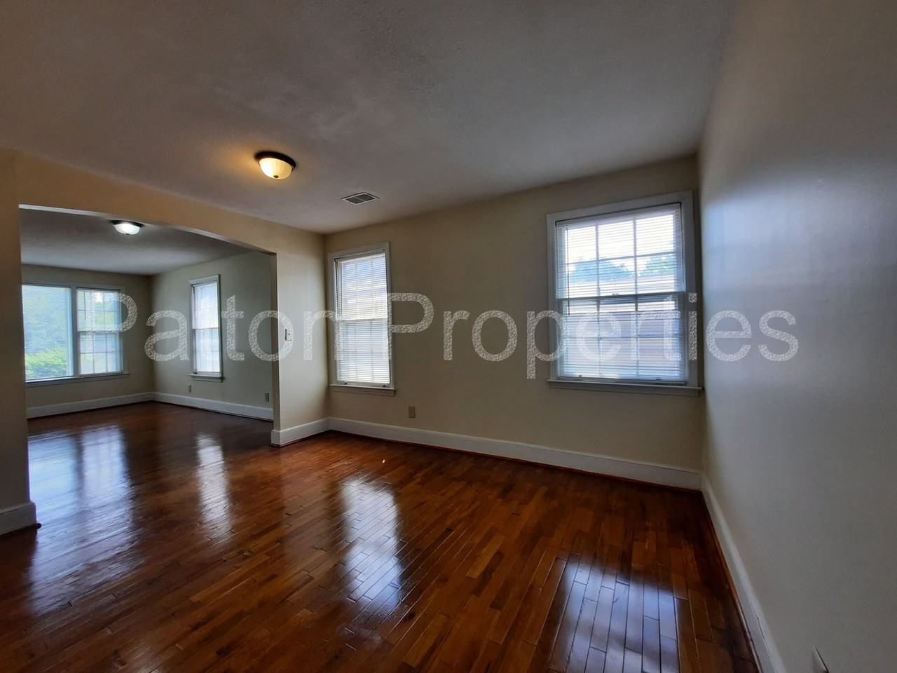 2241 Hurst St - Photo 6 of 24