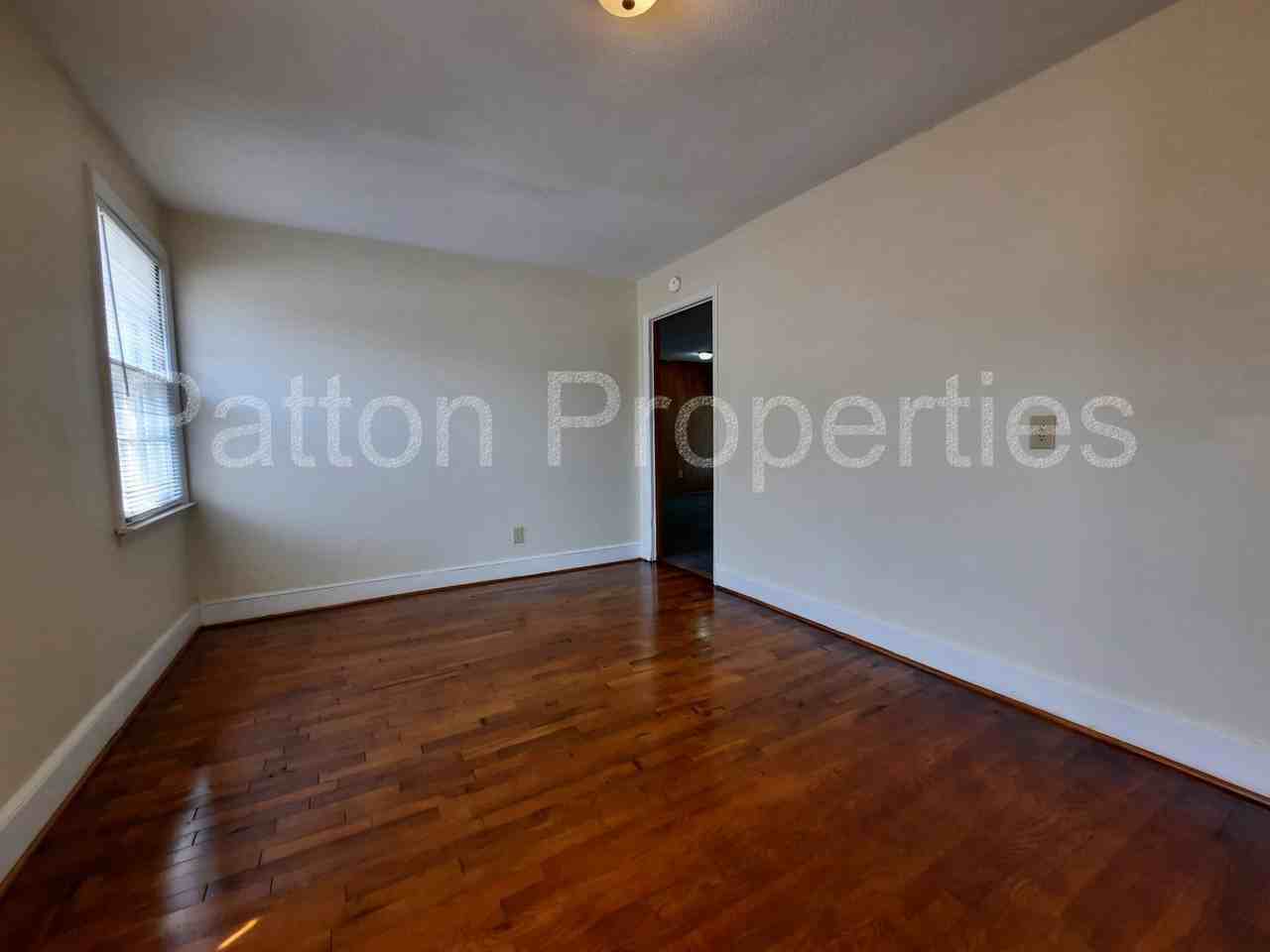 2241 Hurst St - Photo 7 of 24