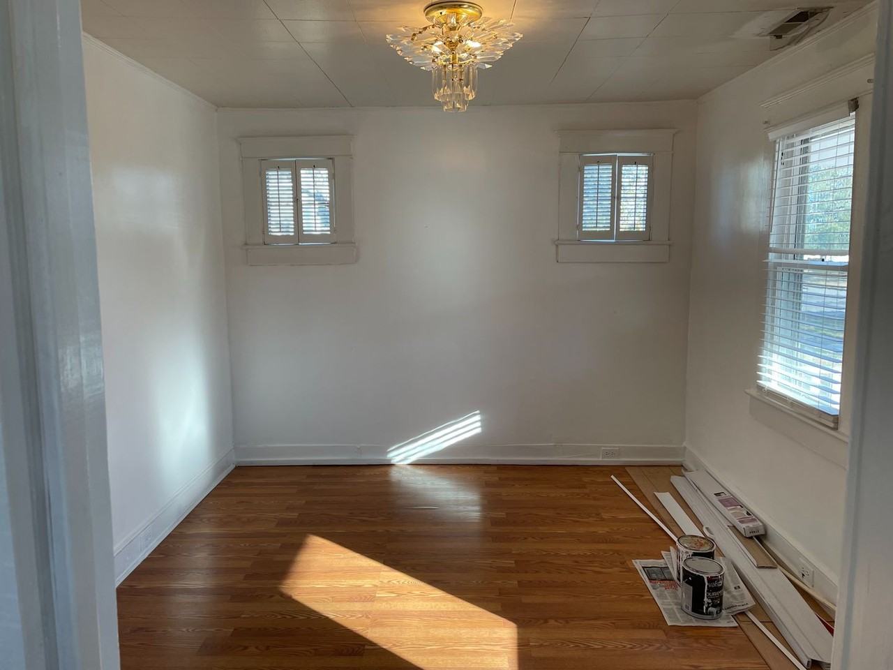 816 S 11th St - Photo 2 of 13