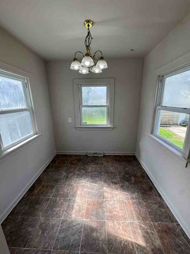 3312 Felician St - Photo 2 of 7