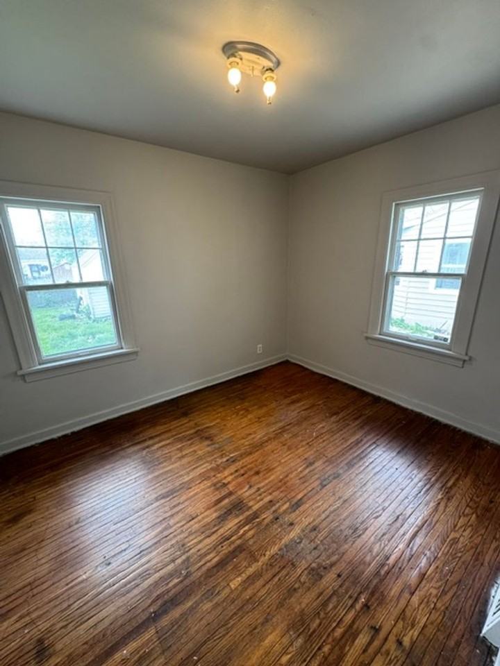 3312 Felician St - Photo 5 of 7